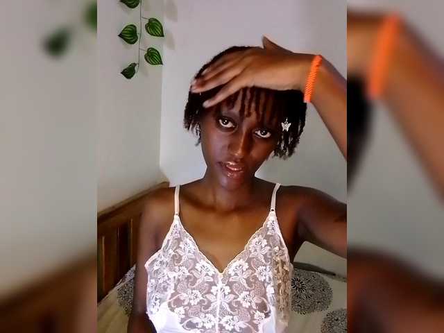 Sexxybitch59 live cam on BongaCams