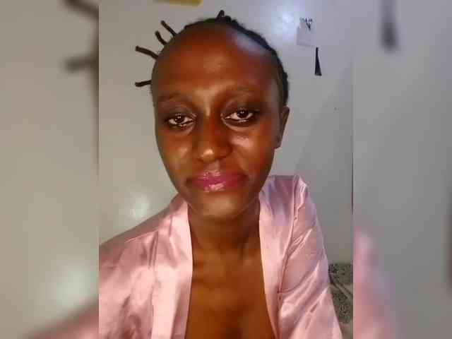 Sexxybitch59 webcam