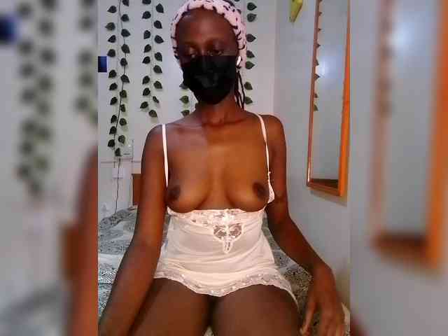 Sexxybitch59 webcam