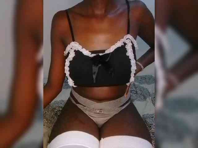 Sexxybitch59 Live Webcam on BongaCams