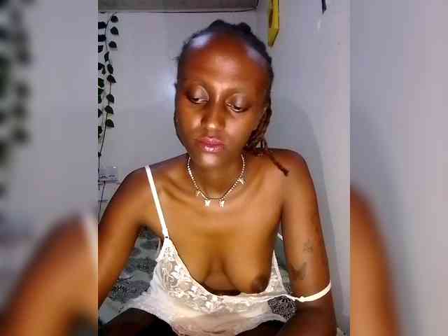 Sexxybitch59 webcam
