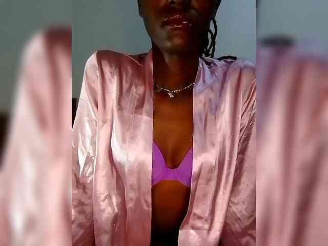 Sexxybitch59 webcam