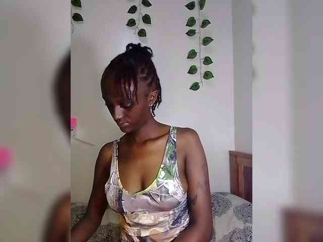 Sexxybitch59 webcam
