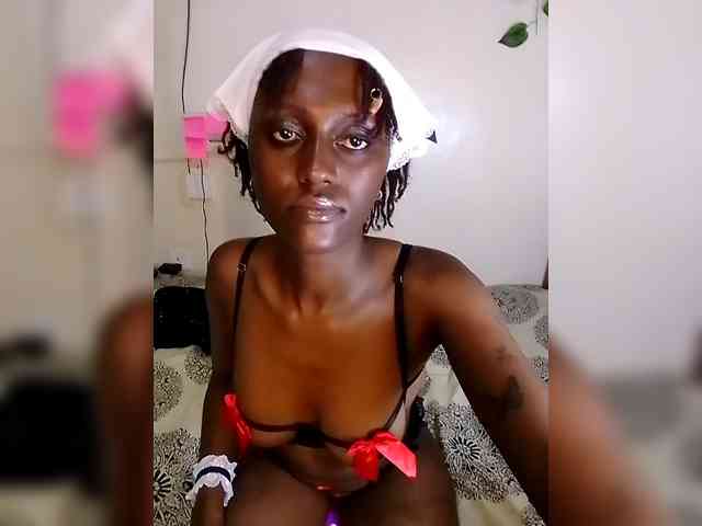 Sexxybitch59 webcam