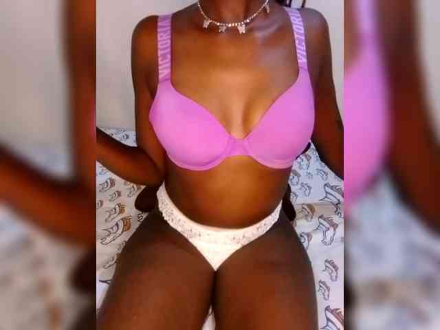 Sexxybitch59 webcam