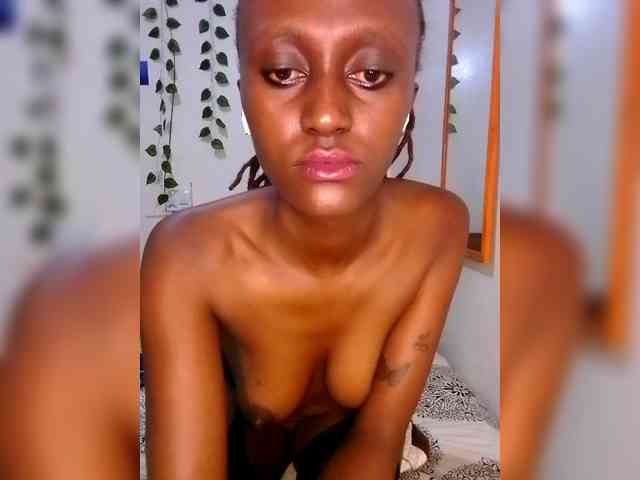 Sexxybitch59 webcam