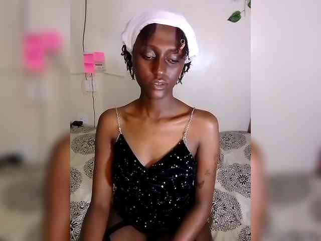 Sexxybitch59 webcam