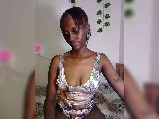 Sexxybitch59 webcam