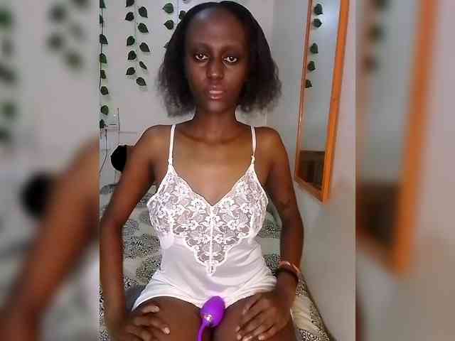 Sexxybitch59 webcam