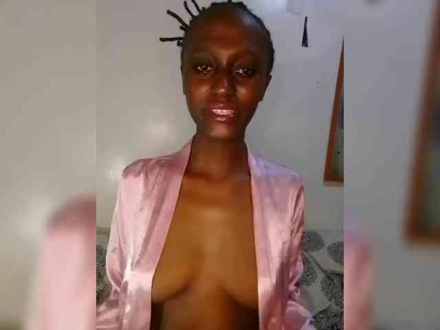 Sexxybitch59 webcam