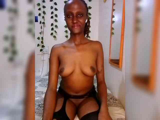 Sexxybitch59 webcam