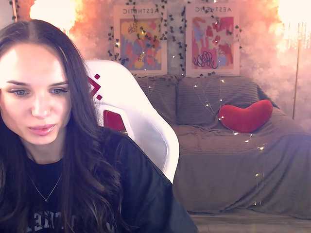NicoleMerz preview