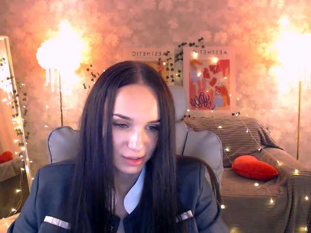 nicolemerz cam belle