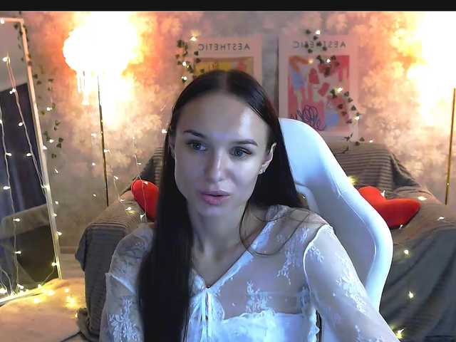 Live трансляция NicoleMerz - Runet.cam