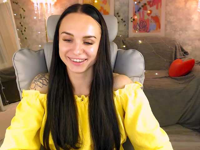 NicoleMerz live cam on BongaCams