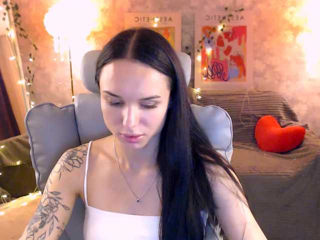 nicolemerz cam belle