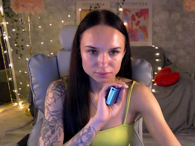 NicoleMerz