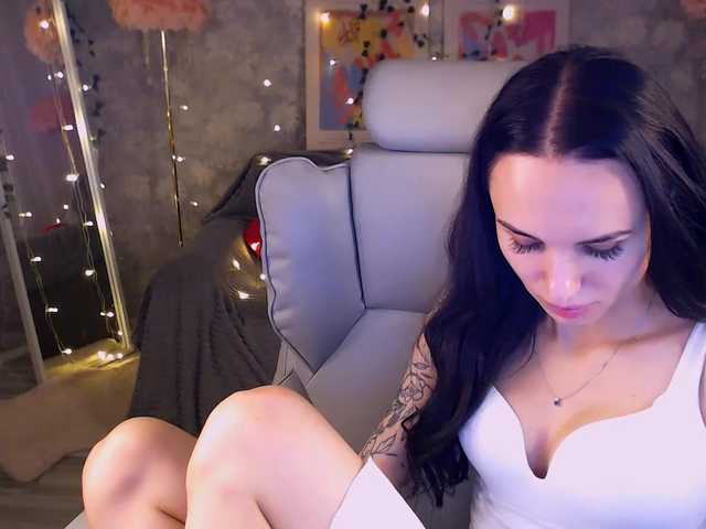 NicoleMerz live cam on BongaCams