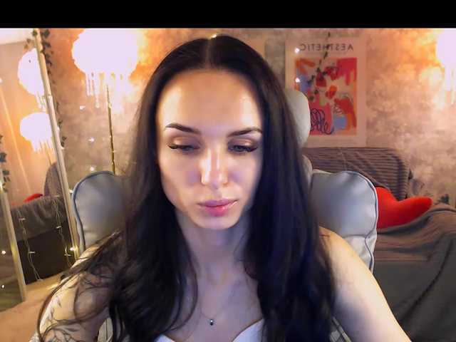 NicoleMerz live cam