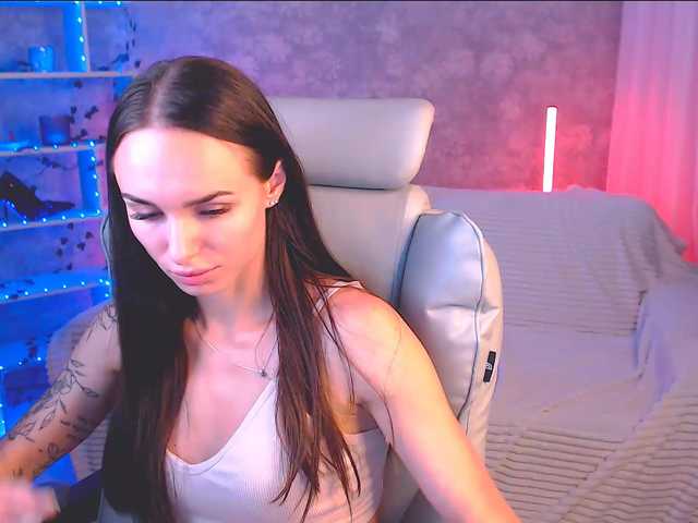 NicoleMerz live cam on BongaCams