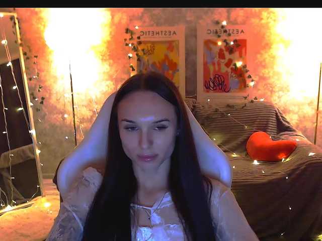 nicolemerz online