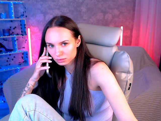 nicolemerz online