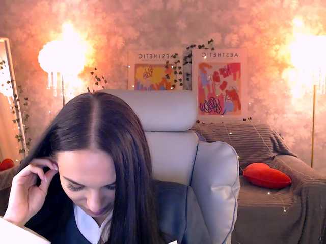 nicolemerz cam belle