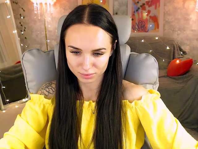 NicoleMerz live cam on BongaCams