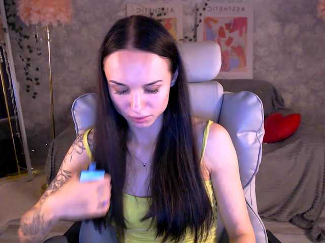 NicoleMerz