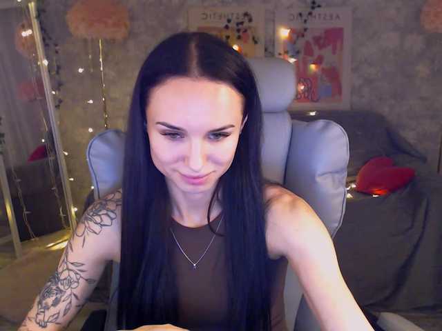 NicoleMerz live cam on BongaCams