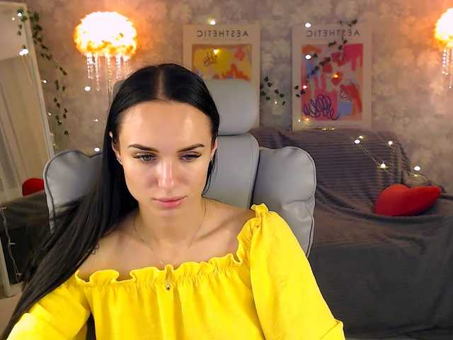 NicoleMerz live cam on BongaCams