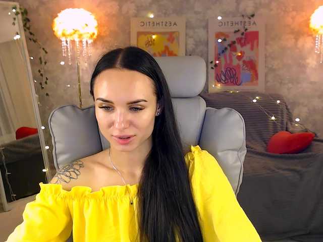 NicoleMerz live cam on BongaCams