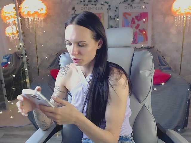 NicoleMerz