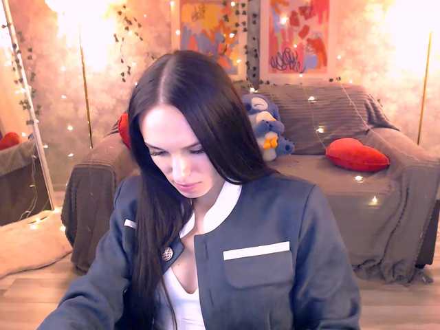 NicoleMerz live cam on BongaCams