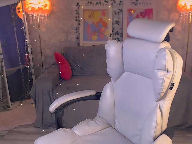 go to chat with NicoleMerz