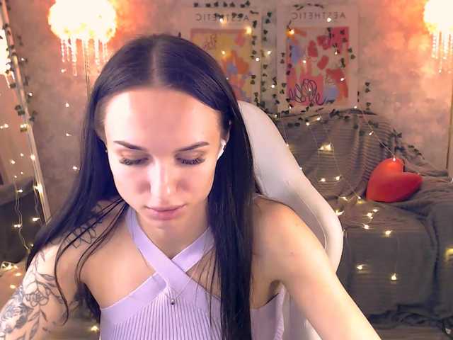 NicoleMerz live cam on BongaCams