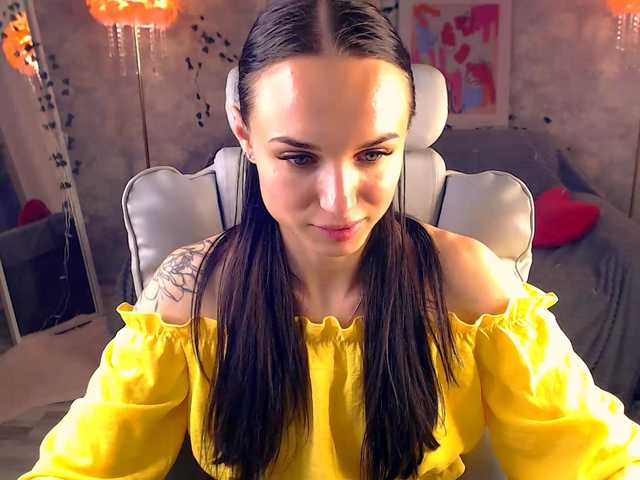 NicoleMerz live cam on BongaCams