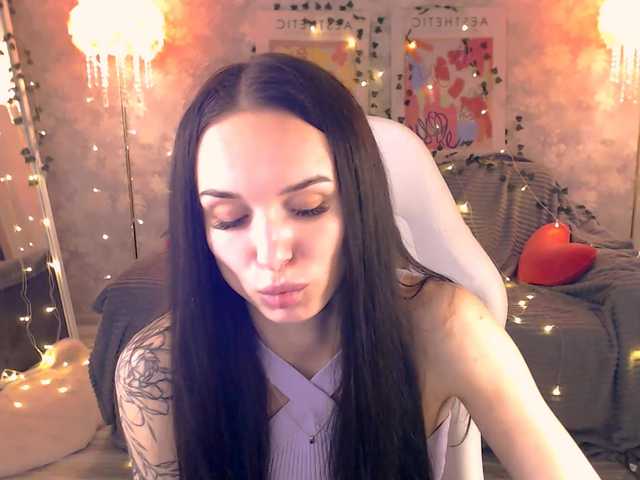 NicoleMerz live cam on BongaCams