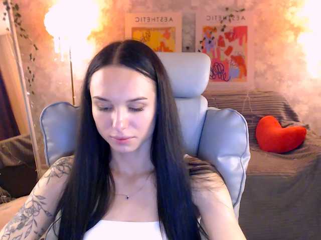 NicoleMerz live cam on BongaCams