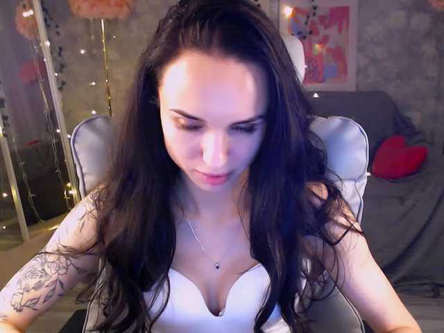 NicoleMerz live cam on BongaCams
