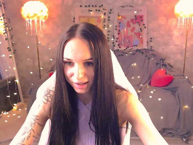 NicoleMerz live cam on BongaCams
