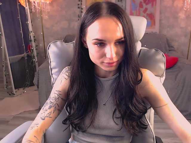 go to chat with NicoleMerz