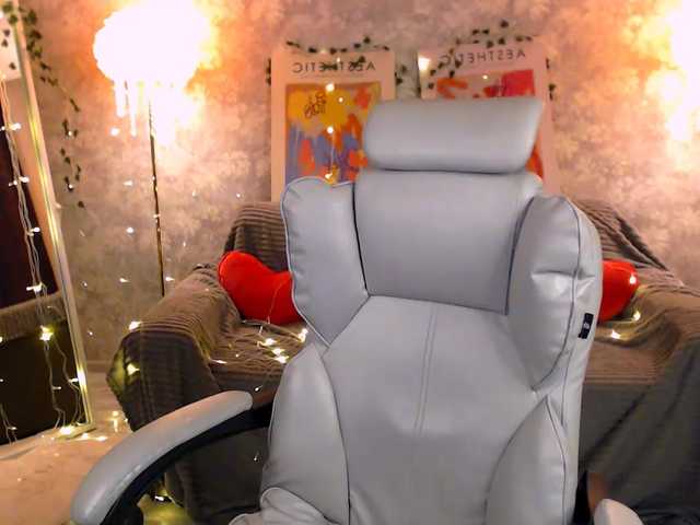 nicolemerz live sex show