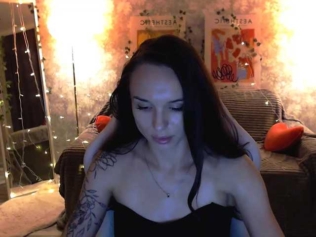 NicoleMerz live cam on BongaCams