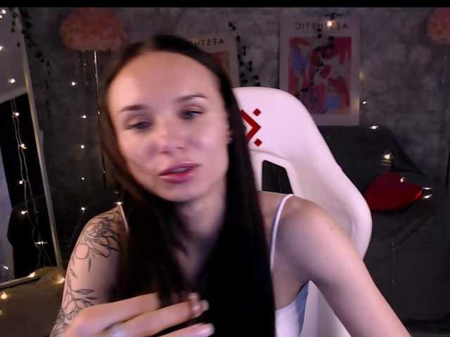 NicoleMerz