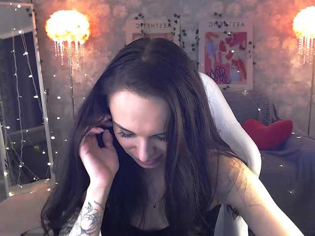 NicoleMerz live cam on BongaCams