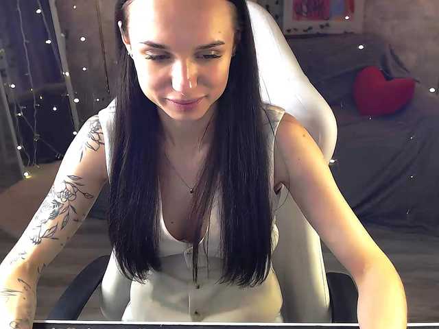 NicoleMerz