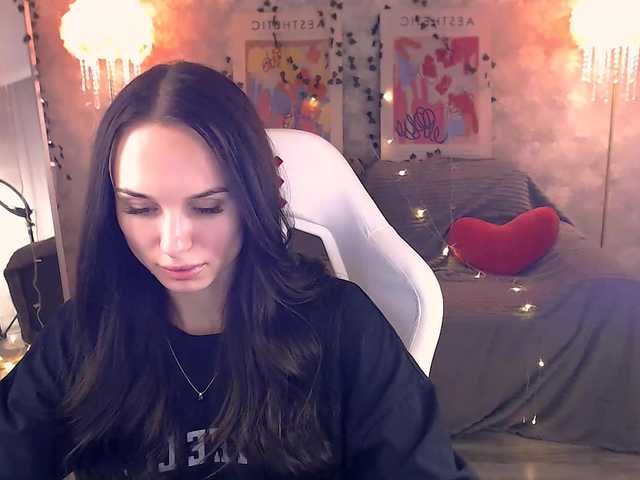 NicoleMerz live cam on BongaCams