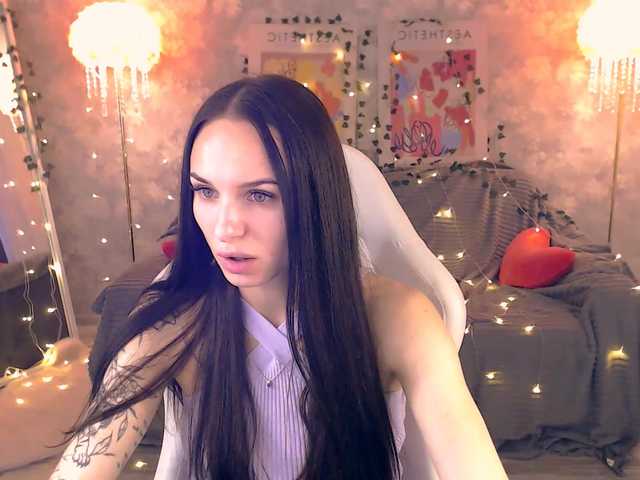 NicoleMerz live cam on BongaCams