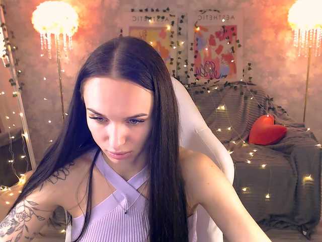 NicoleMerz live cam on BongaCams